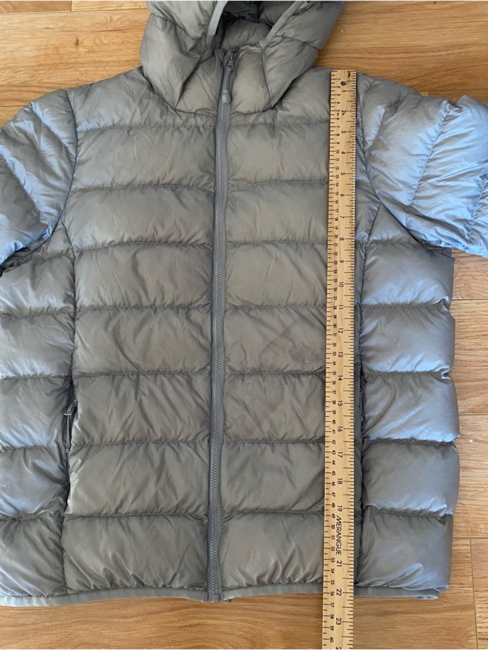 Aritzia Tna little puff puffer jacket - Picture 7 of 15